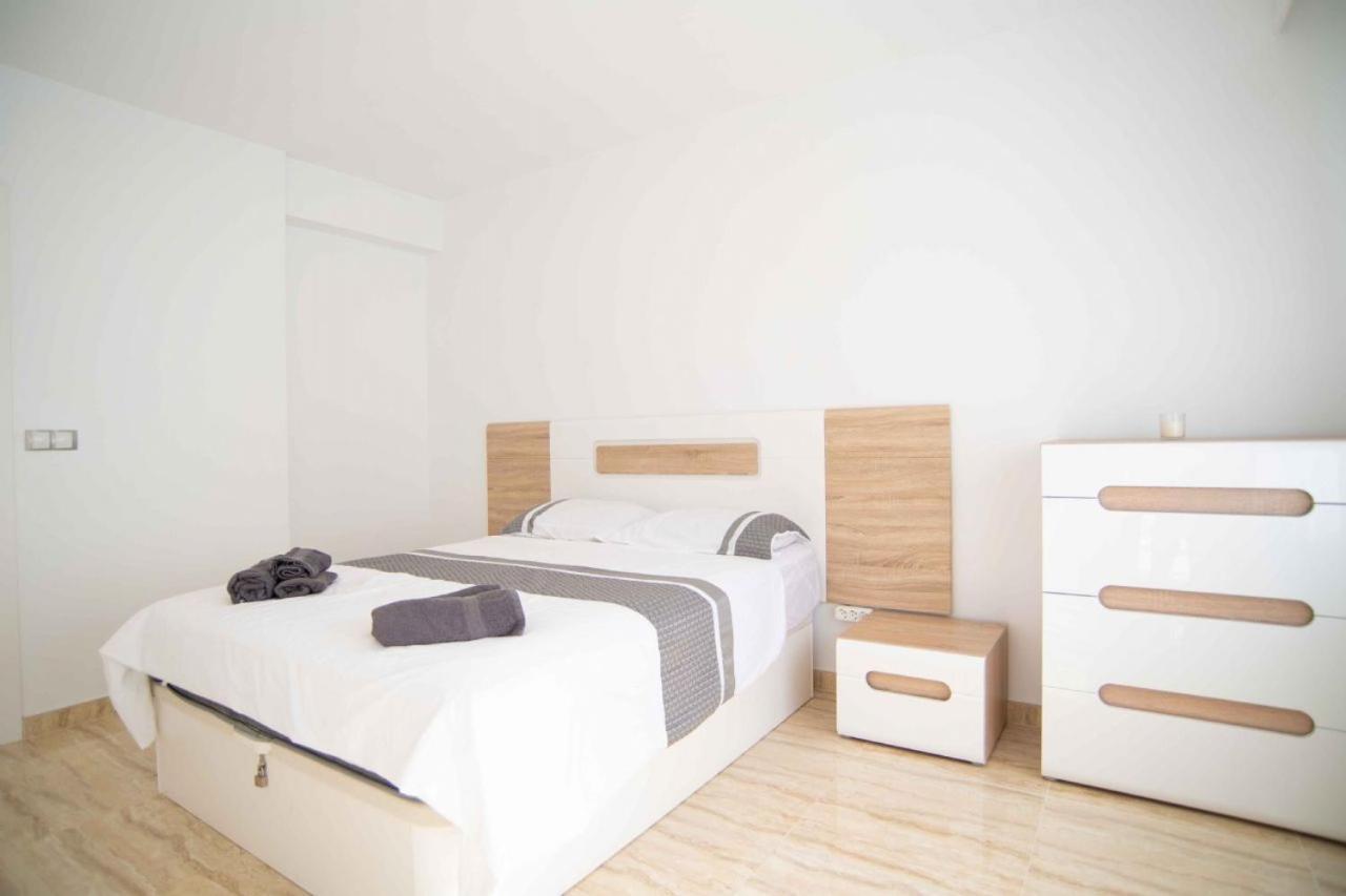 Beautiful Two Bedroom Apartment Next To The Beachfront Torre de la Horadada Екстер'єр фото