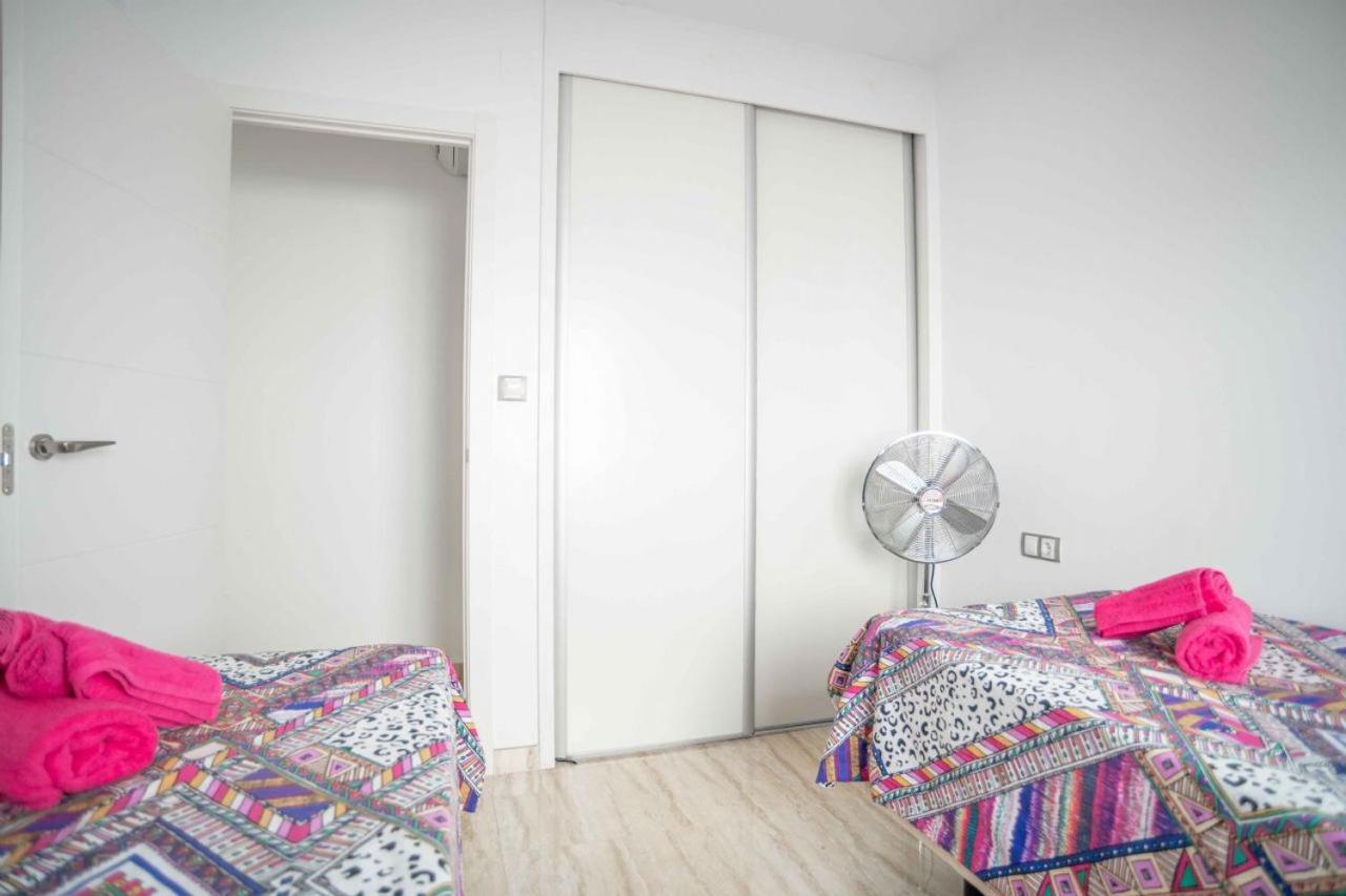 Beautiful Two Bedroom Apartment Next To The Beachfront Torre de la Horadada Екстер'єр фото